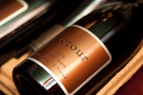 Stoel handig Pekkadillo Retour Wines - Products - 2014 Retour Pinot Noir